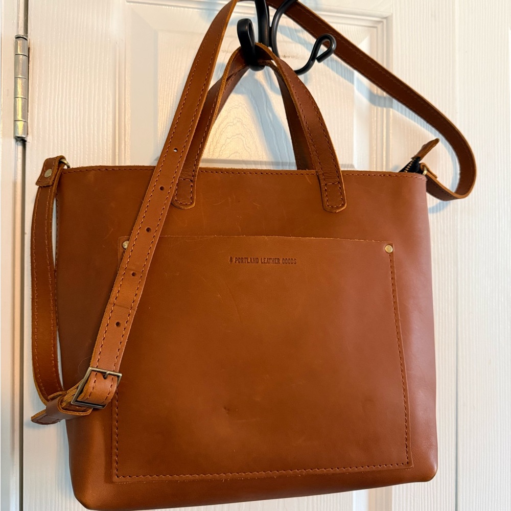 Portland Leather Goods Honey Medium Crossbody Bag